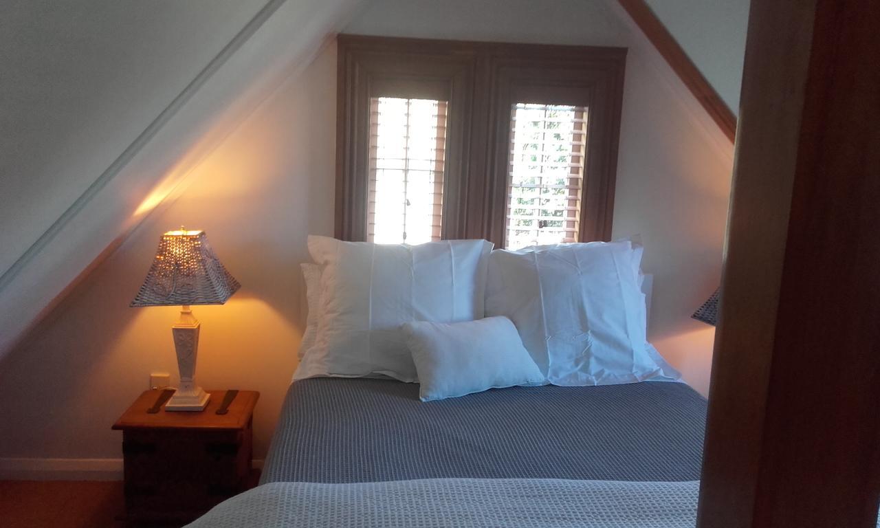 One-Bedroom Cottage Garden View