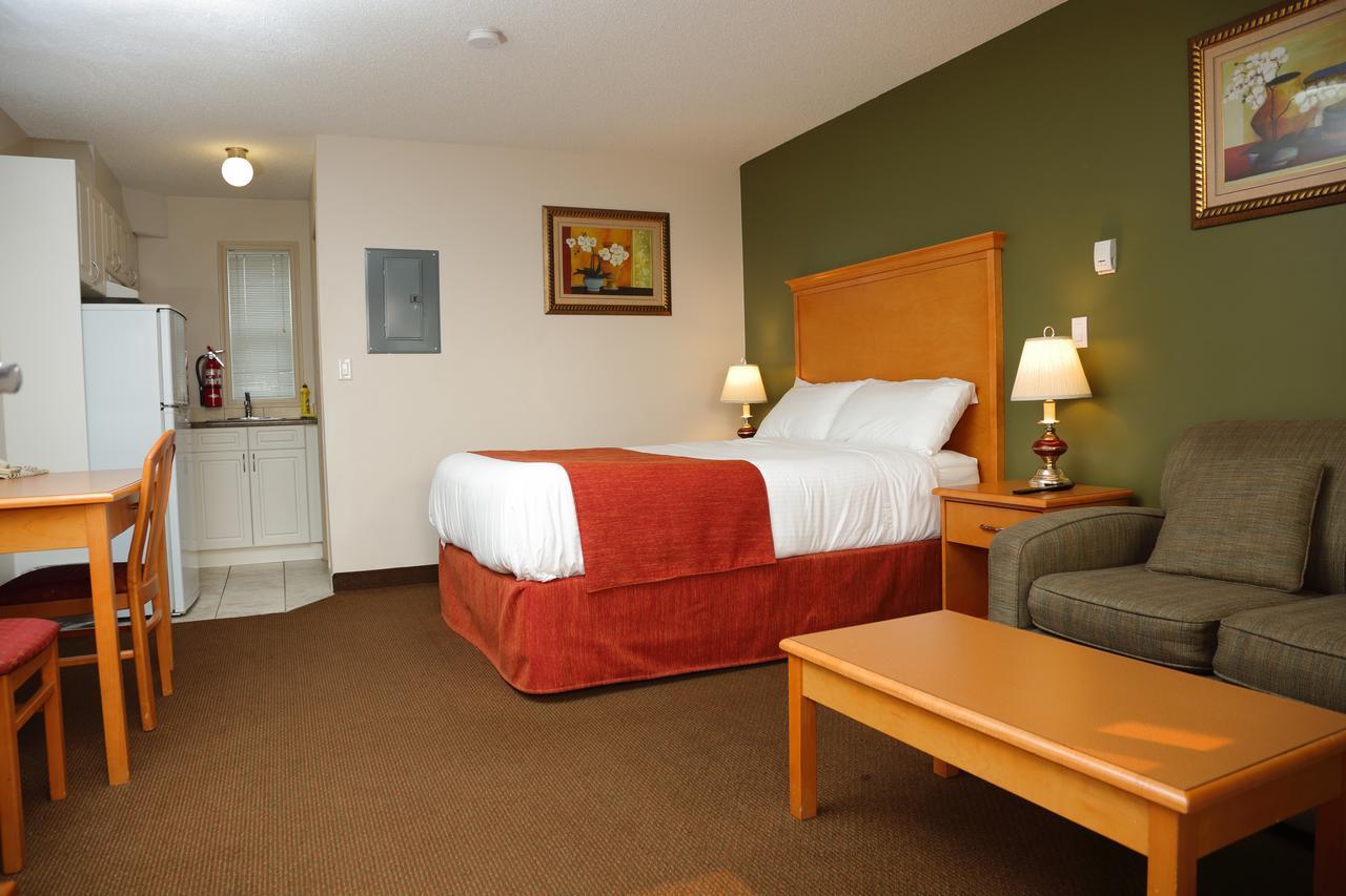 Executive One Bed Kitchenette,752766032:JPEG