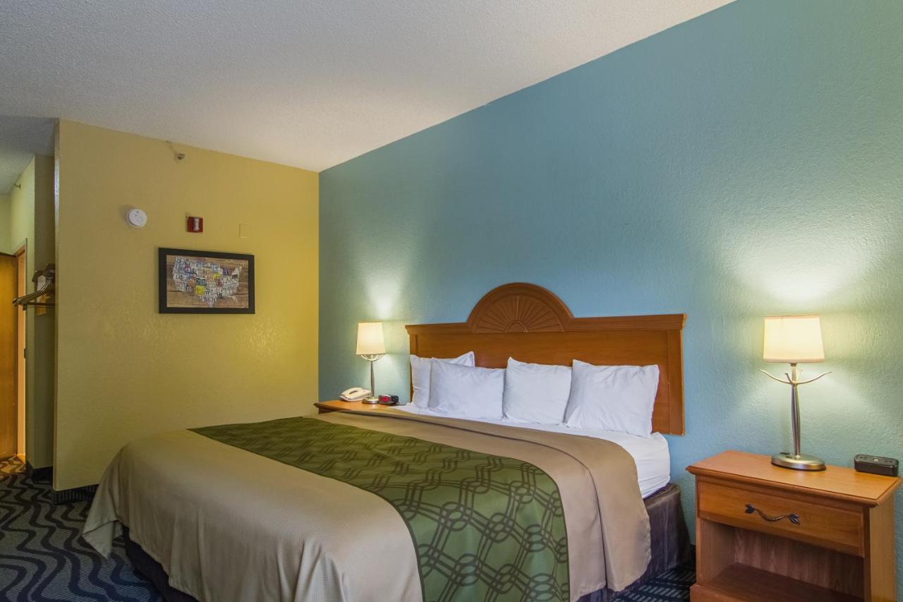King Room - Disability Access/Non-Smoking