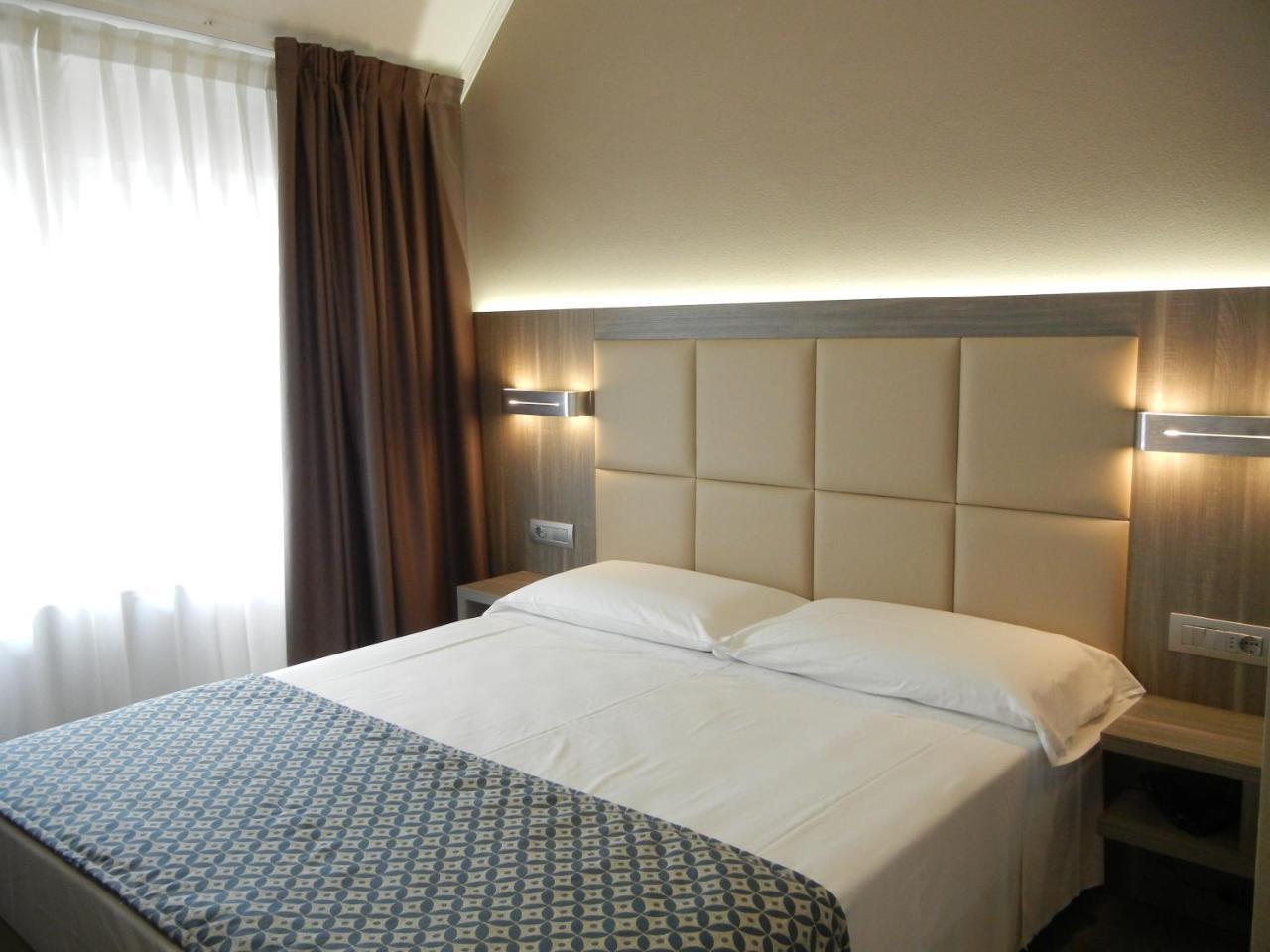 Executive Double Room,724028761:JPEG
