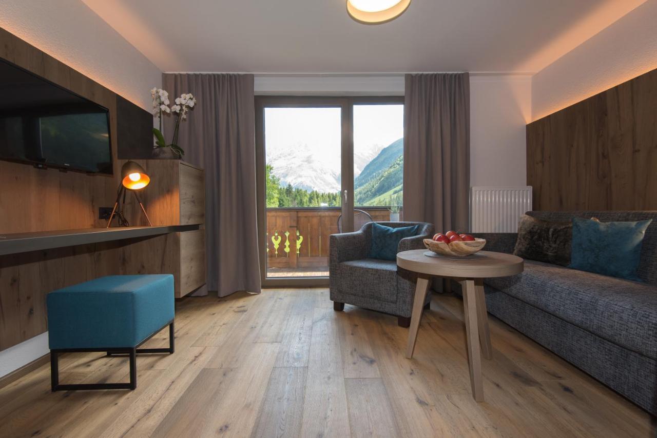 Junior Suite with Balcony