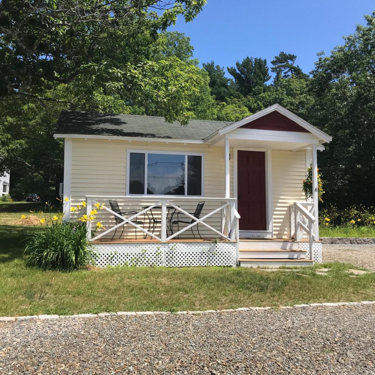 One Bedroom Cabin