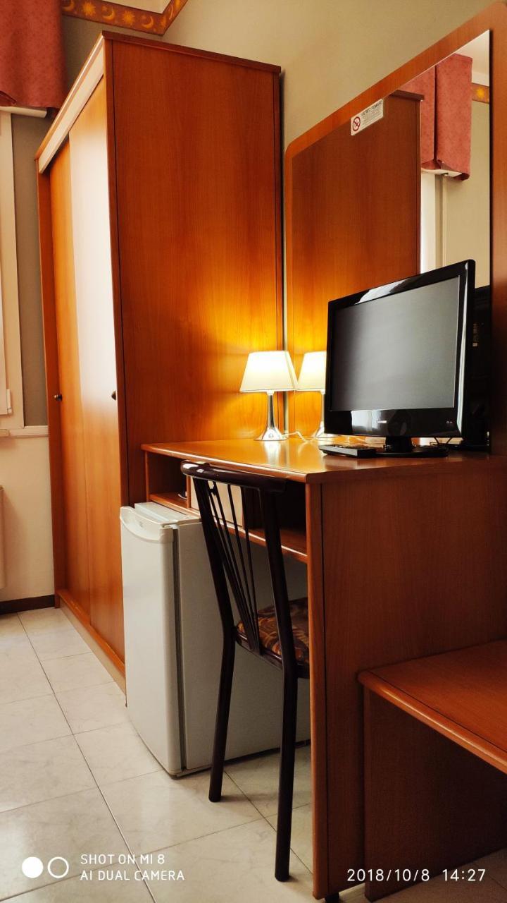 Small Double or Twin Room