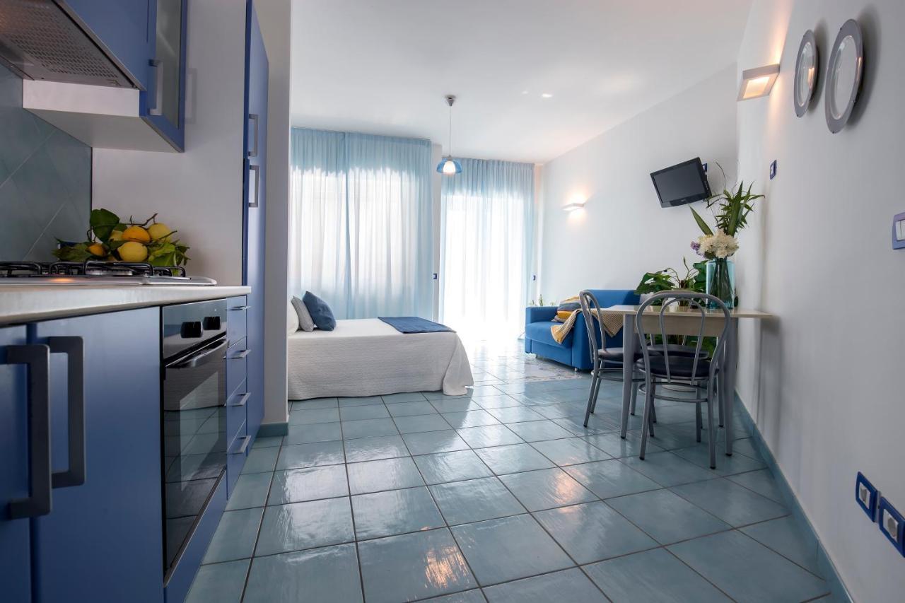 Studio Apartment,733222303:JPEG
