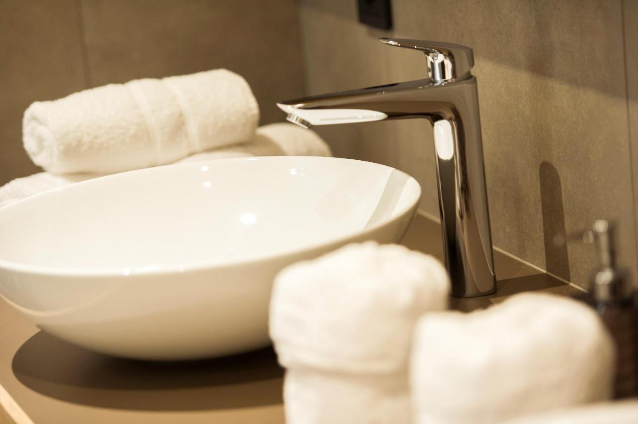 Superior Apartment Whirlpool