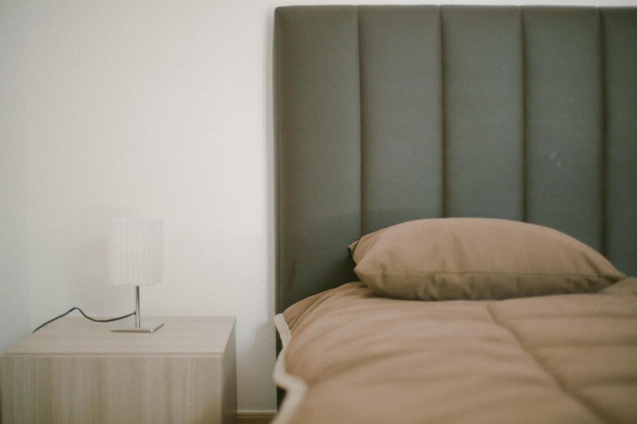 Small Double Room,184489095:JPEG
