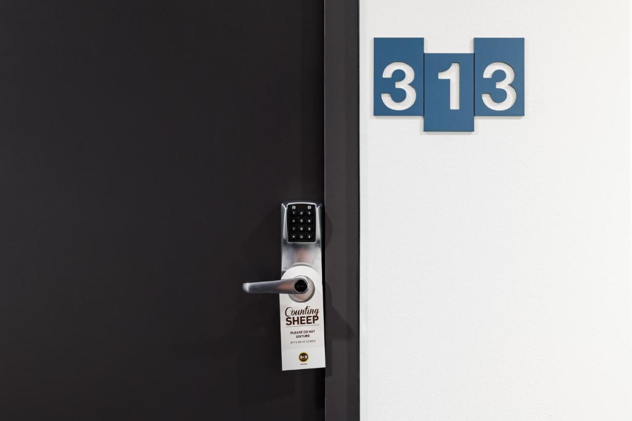 Chambre Double - Accessible aux Personnes à Mobilité Réduite