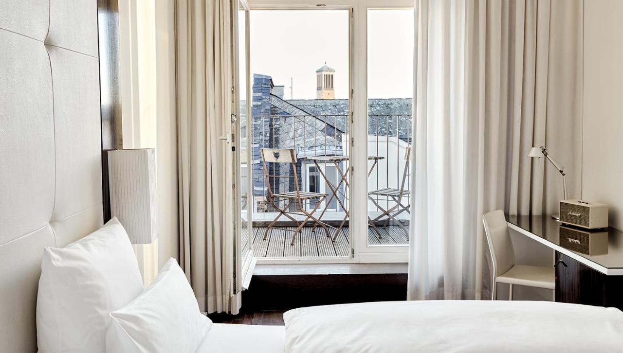 Single Room Balcony,749594858:JPEG