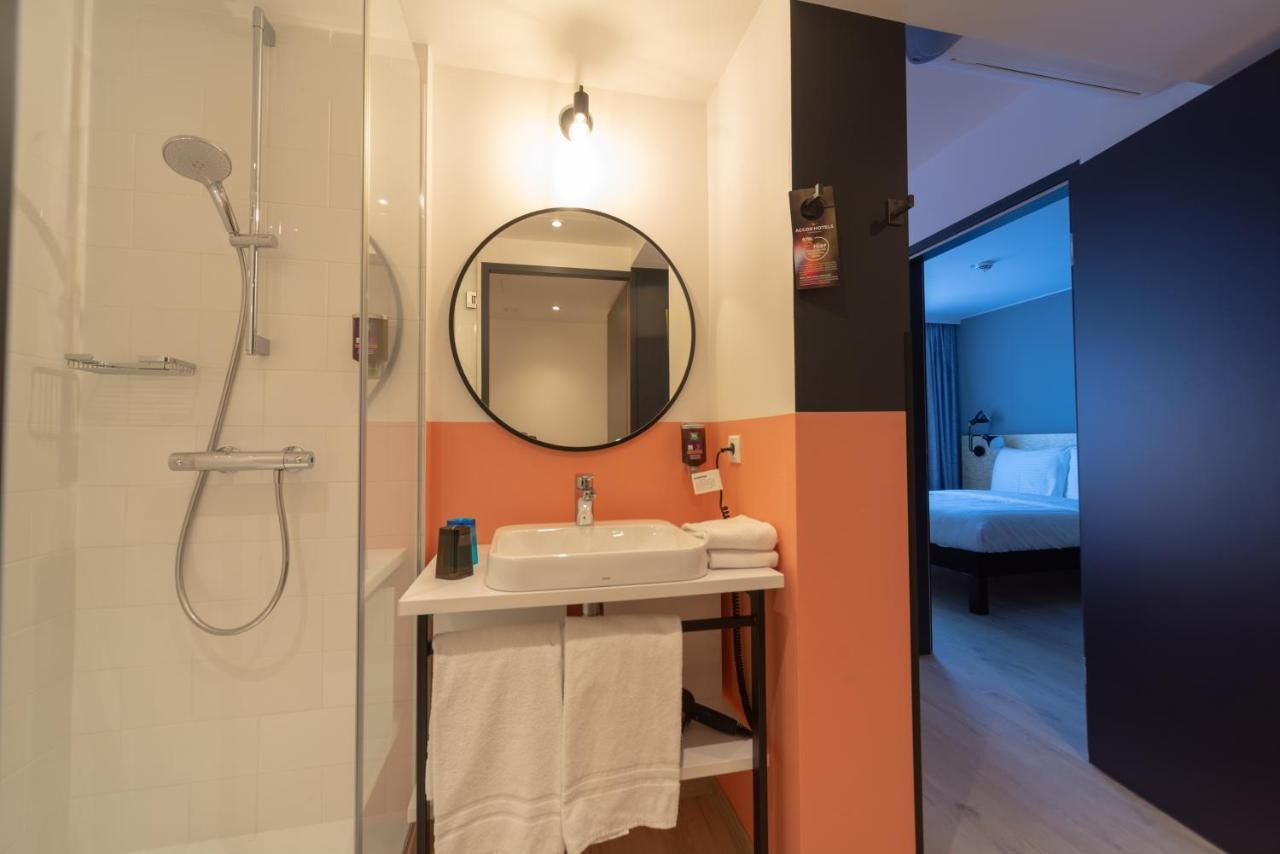 Family Suite - Two Connecting Rooms