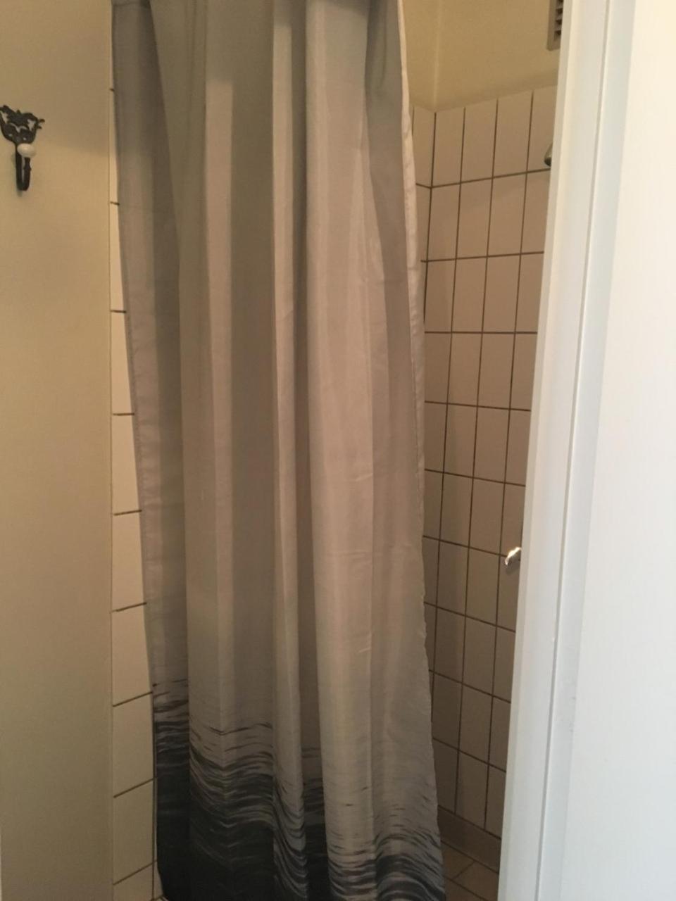 Grand Lit Bed Cell or Toilet,750071882:JPEG