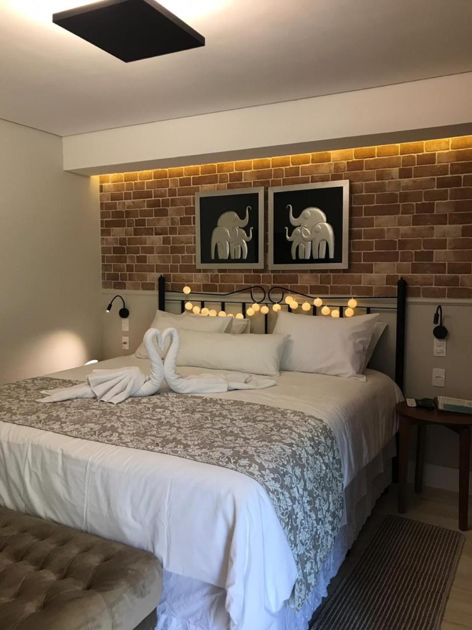 Deluxe Bungalow