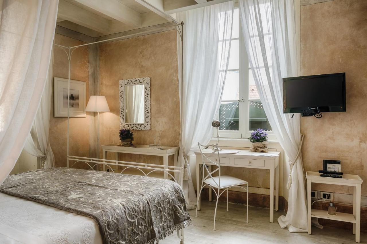 Double Room,750582179:JPEG