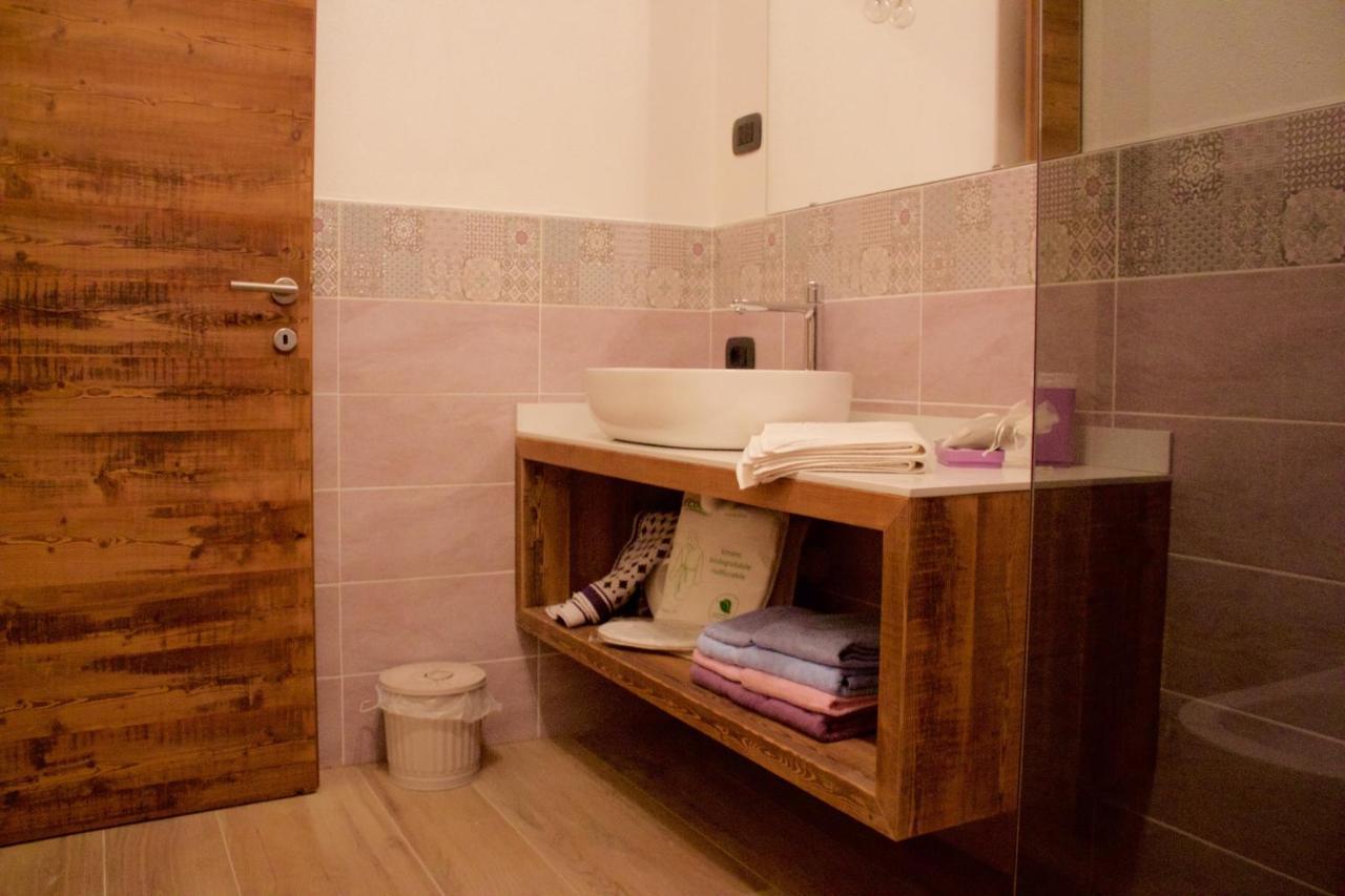 Comfort Triple Room Shower,752189108:JPEG