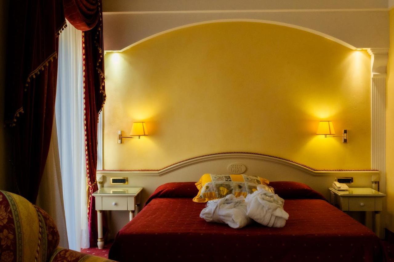 Superior Double Room,758178832:JPEG