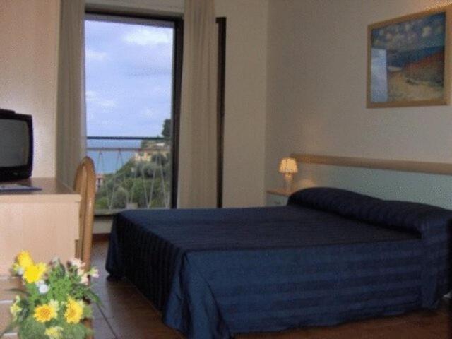 Double Room Sea View,24947301:JPEG