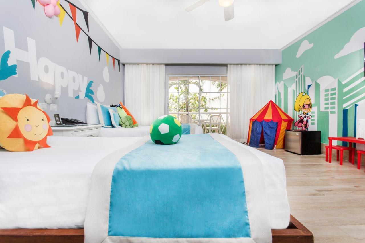 Single Room Single King Bed Pets Allowed