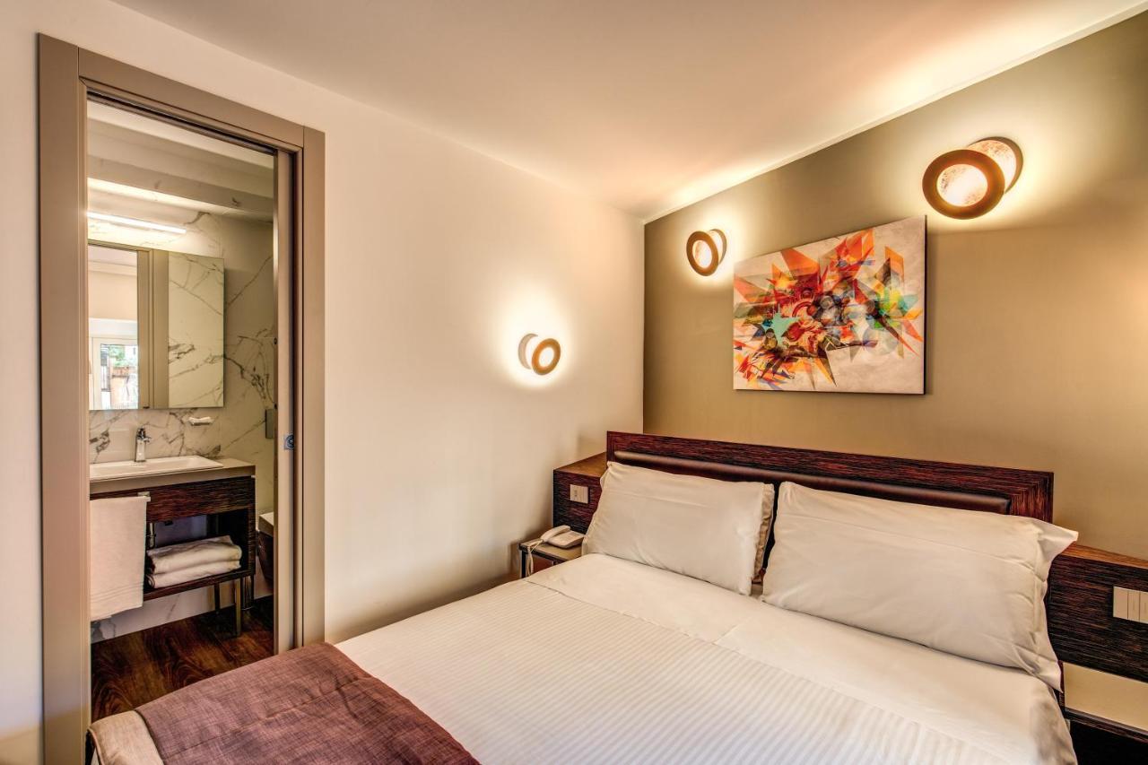 Double or Twin Room,1771708020:JPEG