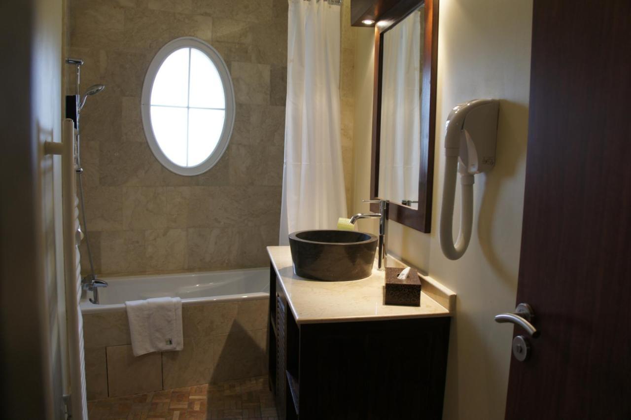 Junior Suite,1584421214:JPEG