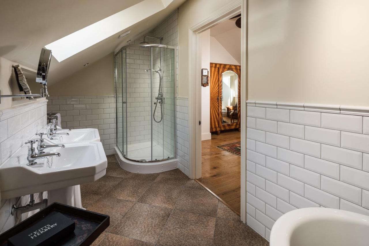 King Room with Sea View - Pet Friendly