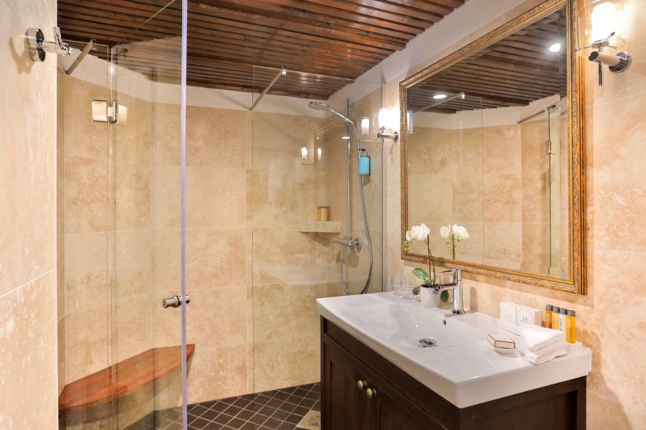 Zen Deluxe Junior Suite SPA Bath