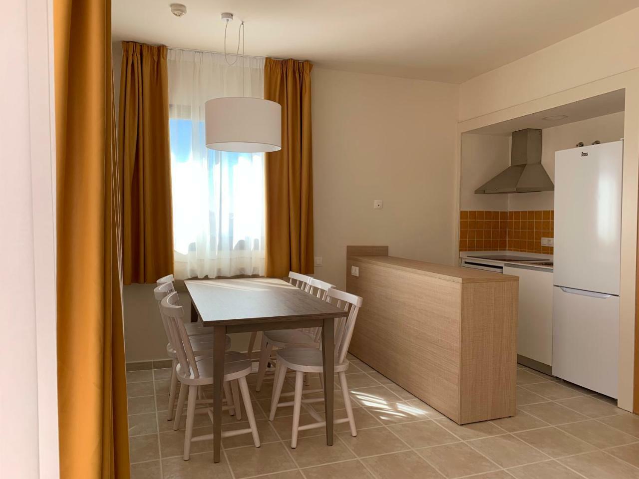Appartamento con 2 Camere da Letto