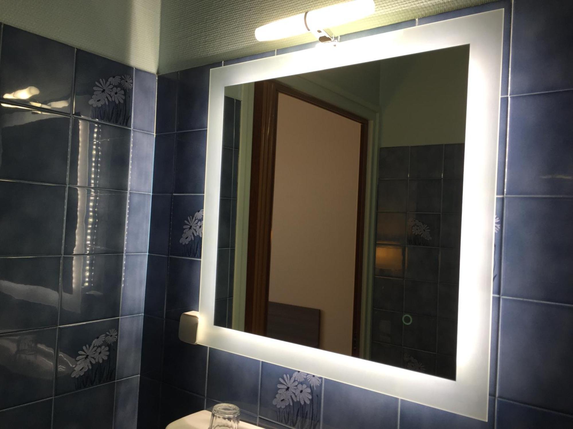 Standard Double Room,759106255:JPEG