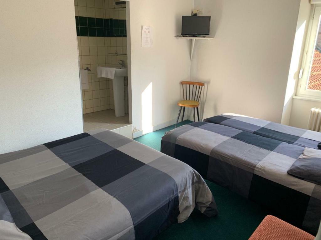 Chambre Double avec Toilettes Communes