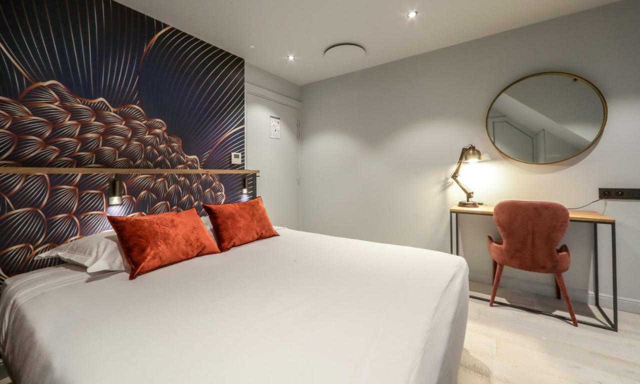 Chambre Double Classique avec Balcon et Vue sur le Lac