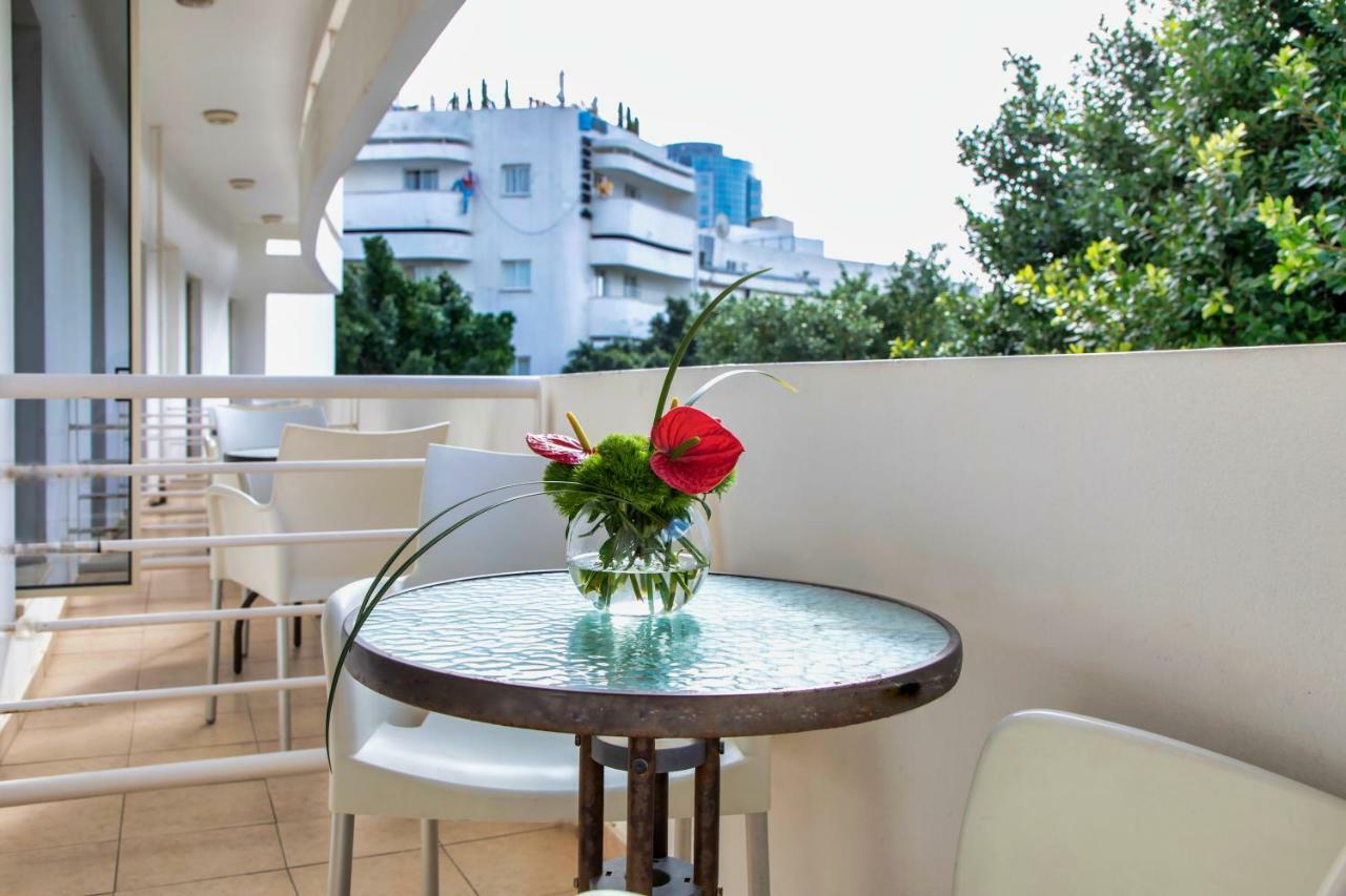 Double or Twin Room Balcony
