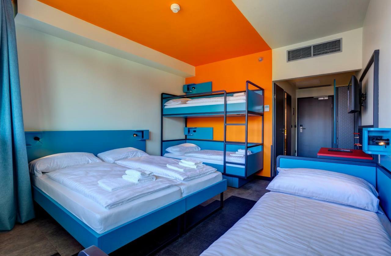 Fünfbettzimmer