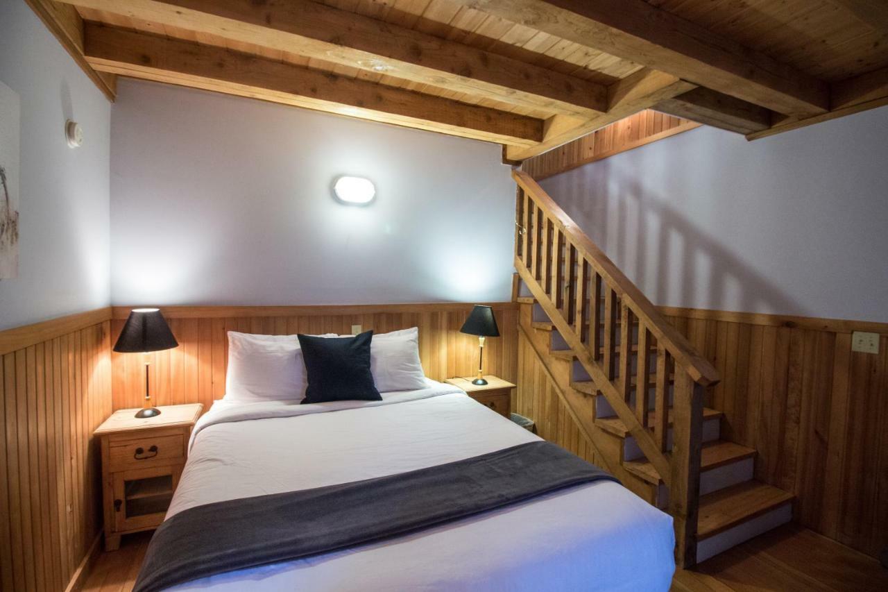 Two Bedroom Cottage B Hot Tub Forest View