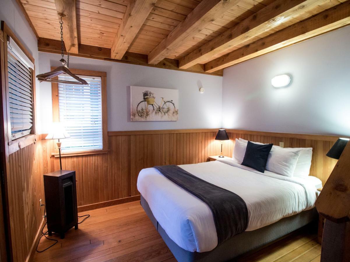 Two Bedroom Cottage B Hot Tub Forest View