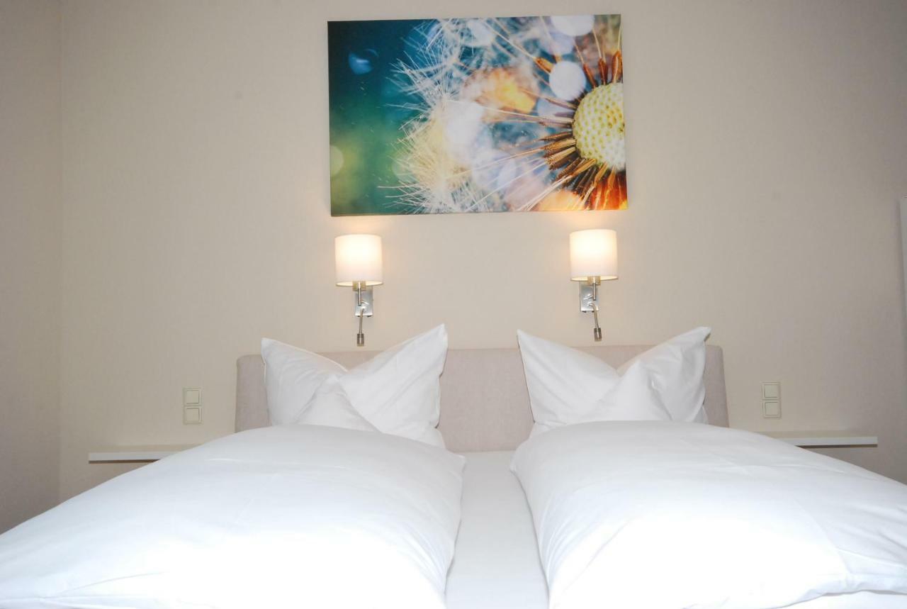 Dreibettzimmer mit eigenem Bad
