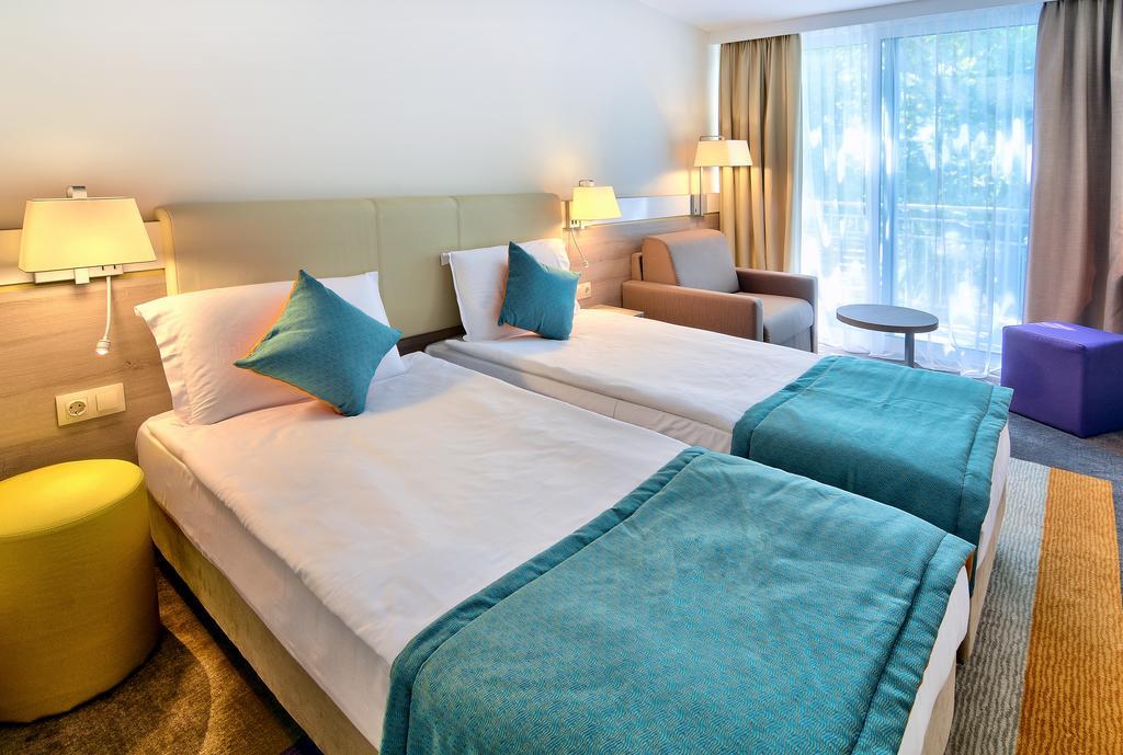 Twin Room Aquapark Access