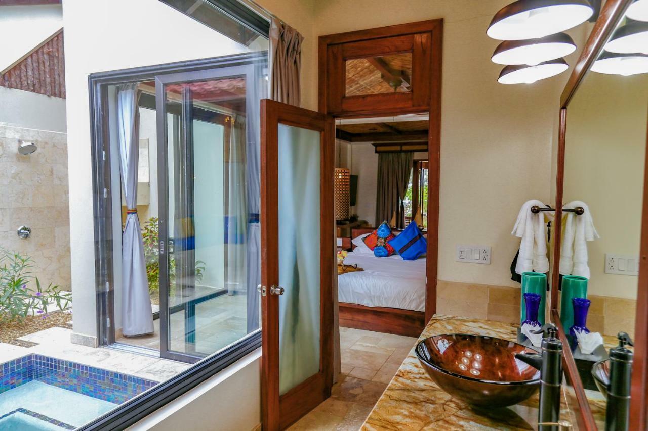 Suite with Private Pool