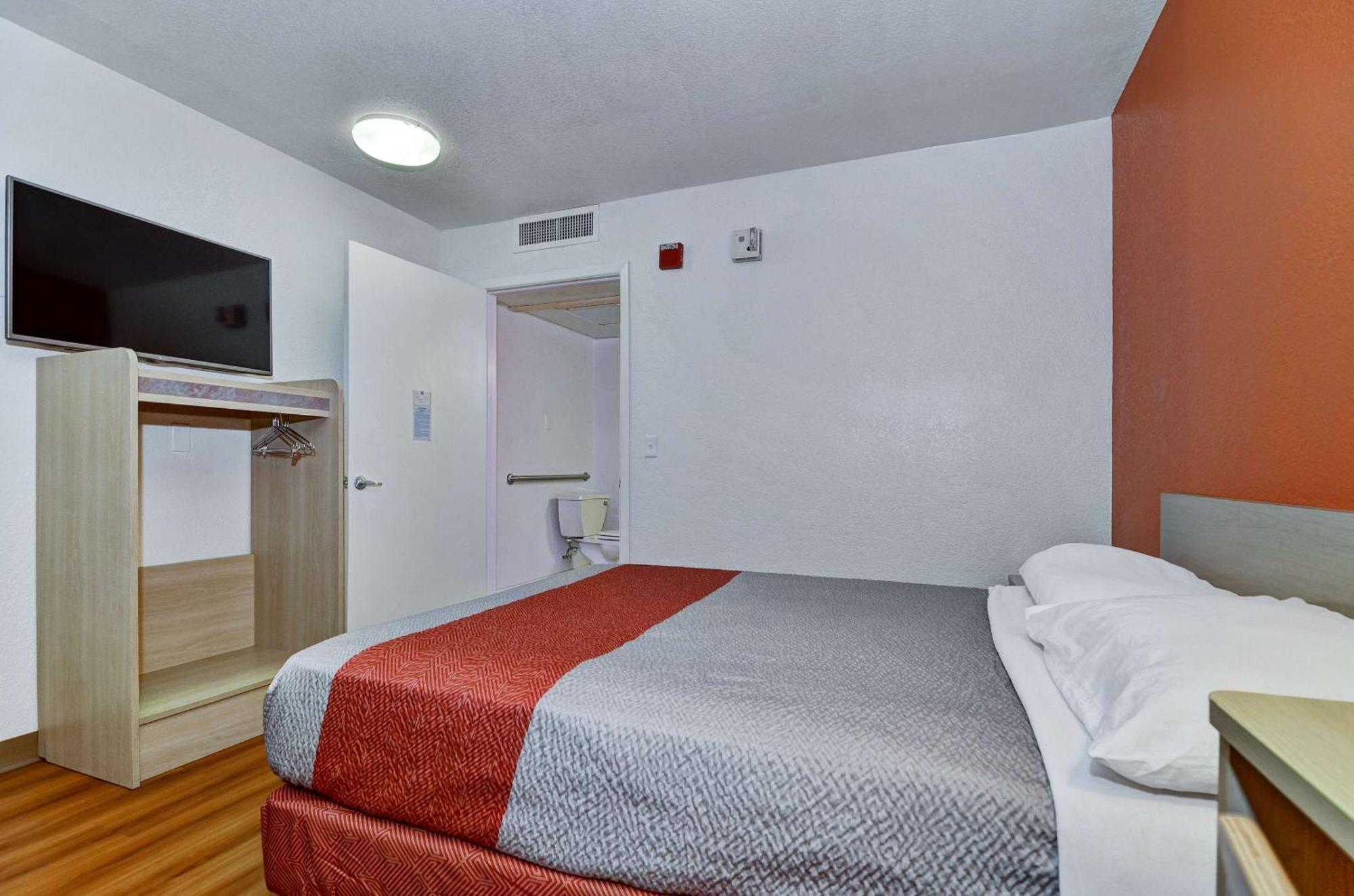 Double Room Disability Access Roll Shower