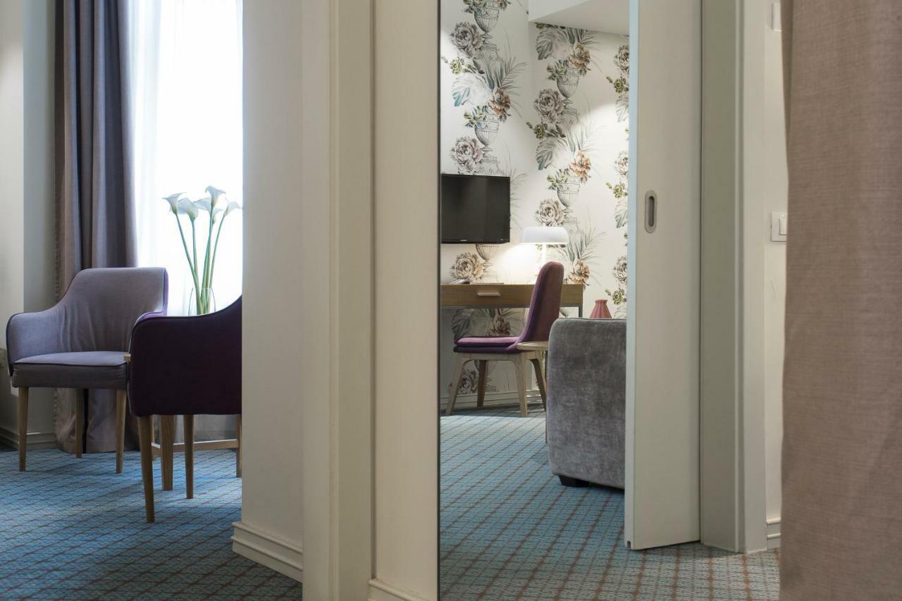 Luxe Suite