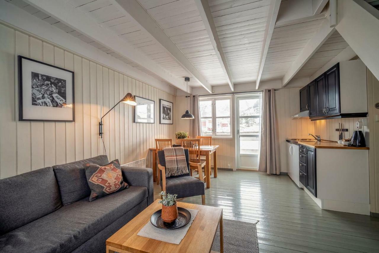 Two-Bedroom Cottage Sea View