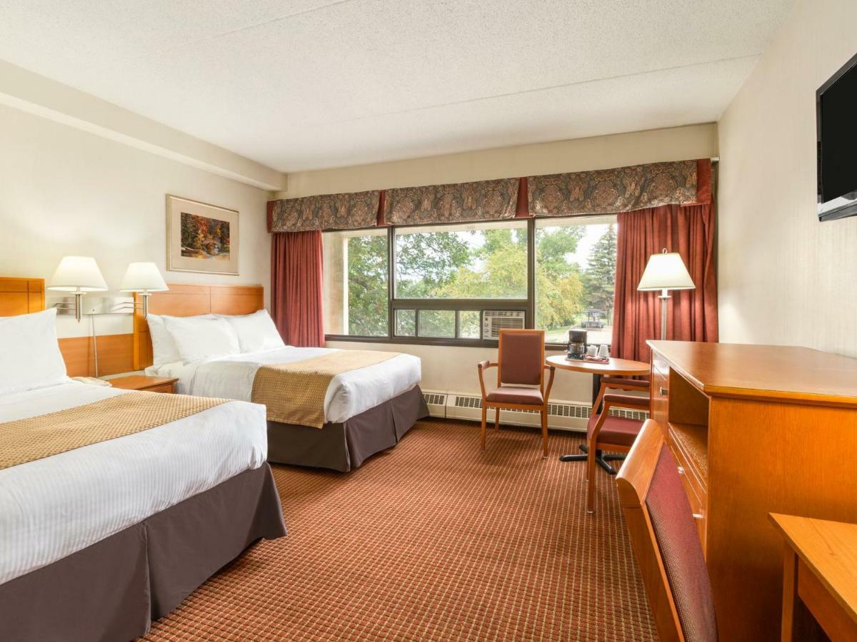 Double Room Two Double Beds Non-Smoking