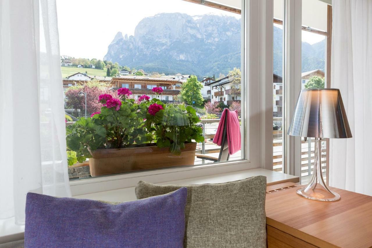 Single Room Balcony,1588429600:JPEG