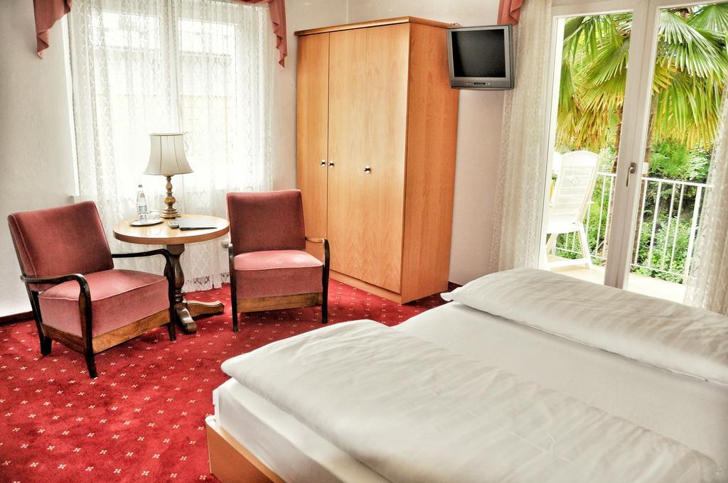 Double Room Balcony,81231618:JPEG