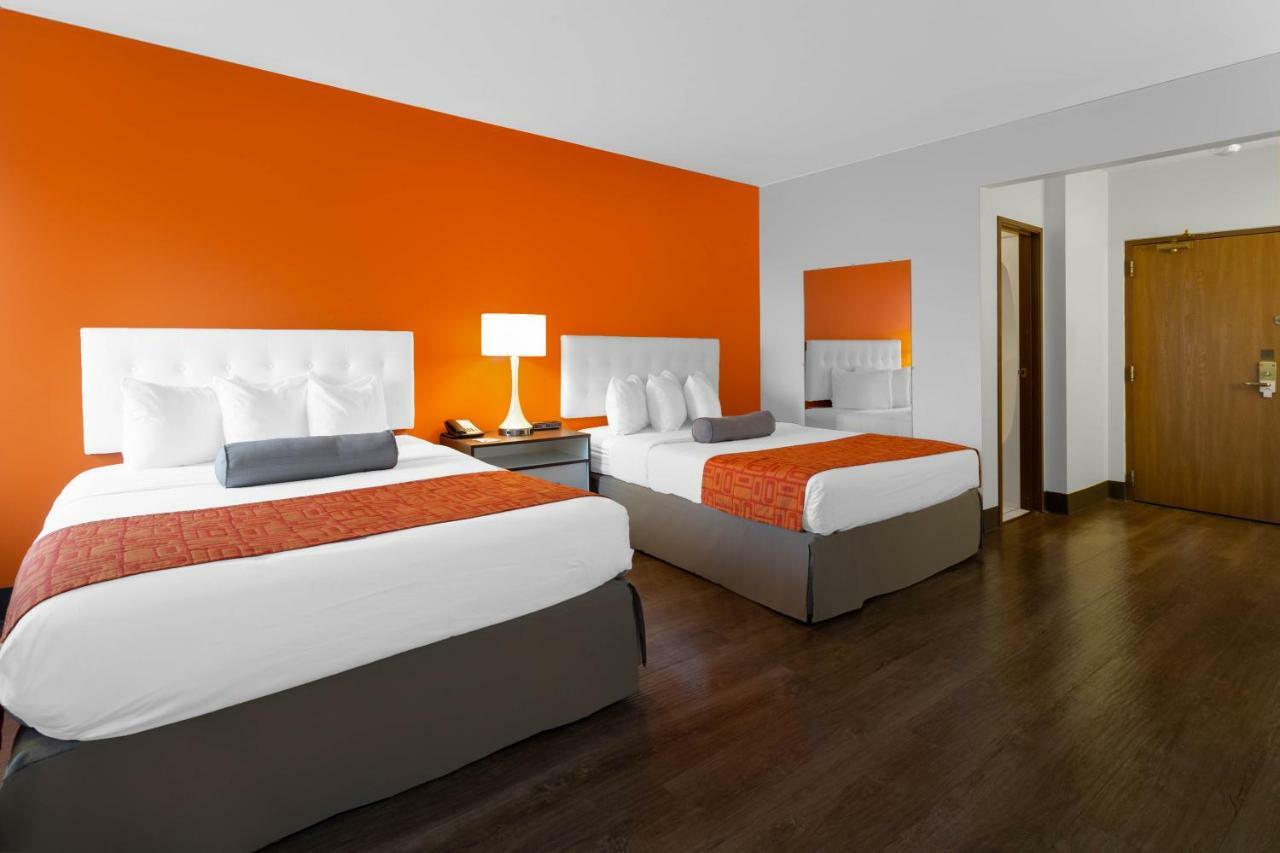 Queen Room with Two Queen Beds - Non-Smoking
