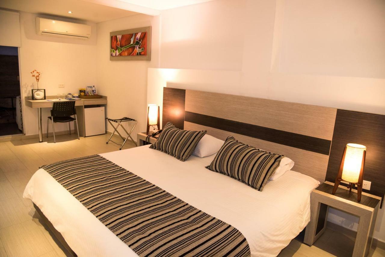 Deluxe King Suite