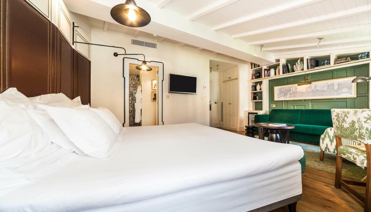 Junior Plaça Suite
