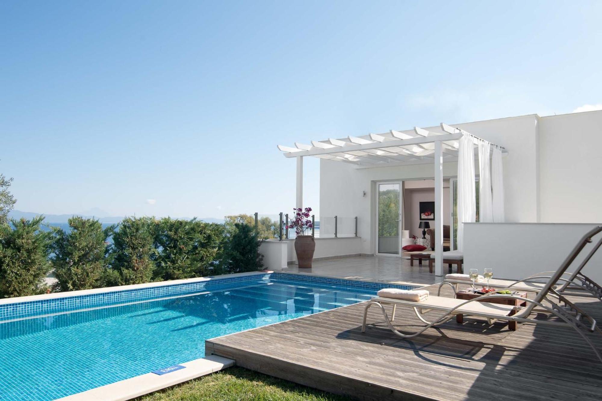 Exclusive Suite - 1 Bedroom with private pool