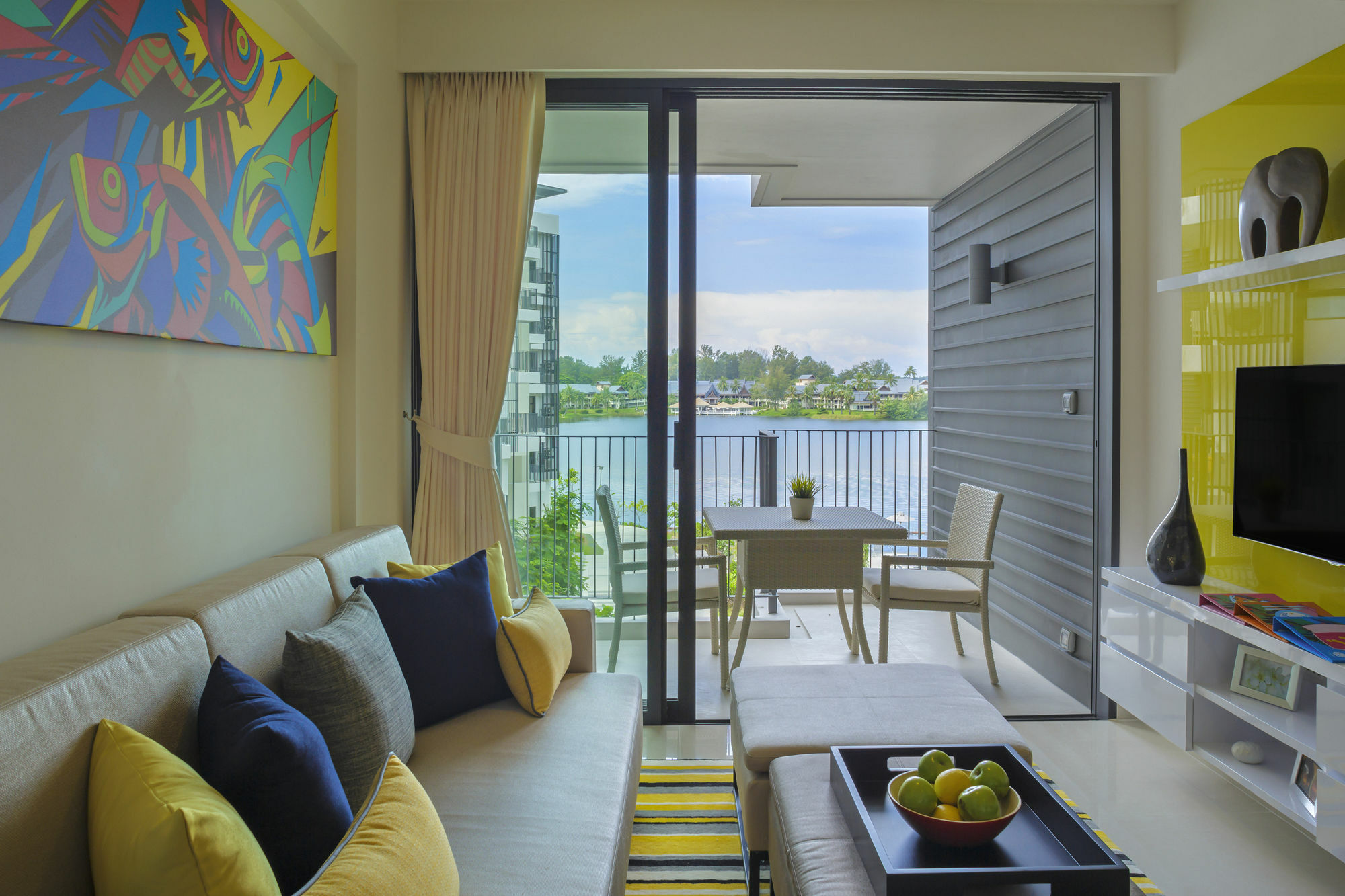 One Bedroom Suite Water View