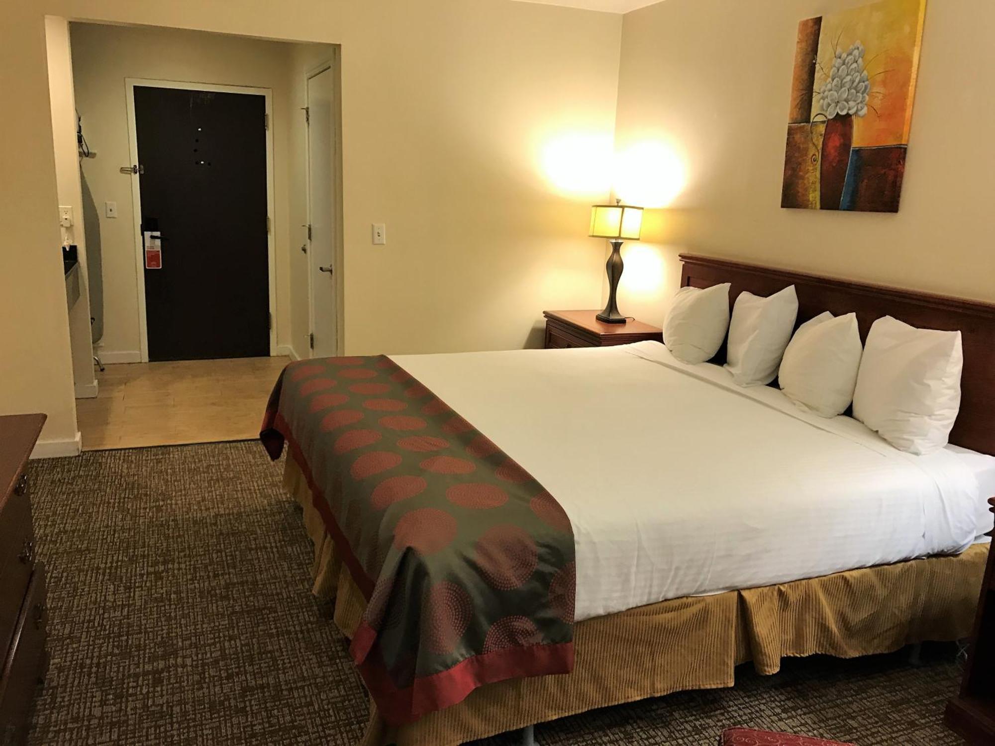King Room - Non-Smoking