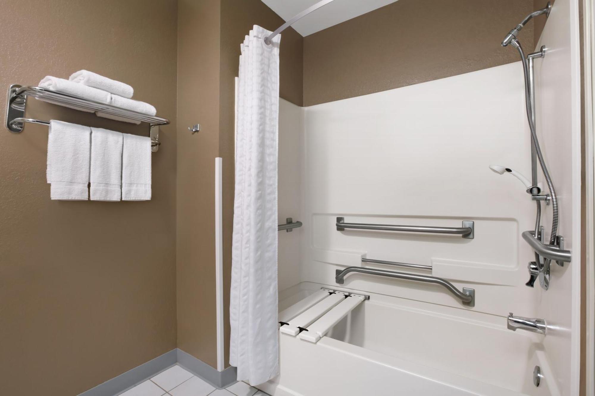 Queen Room Mobility Access or Non-Smoking