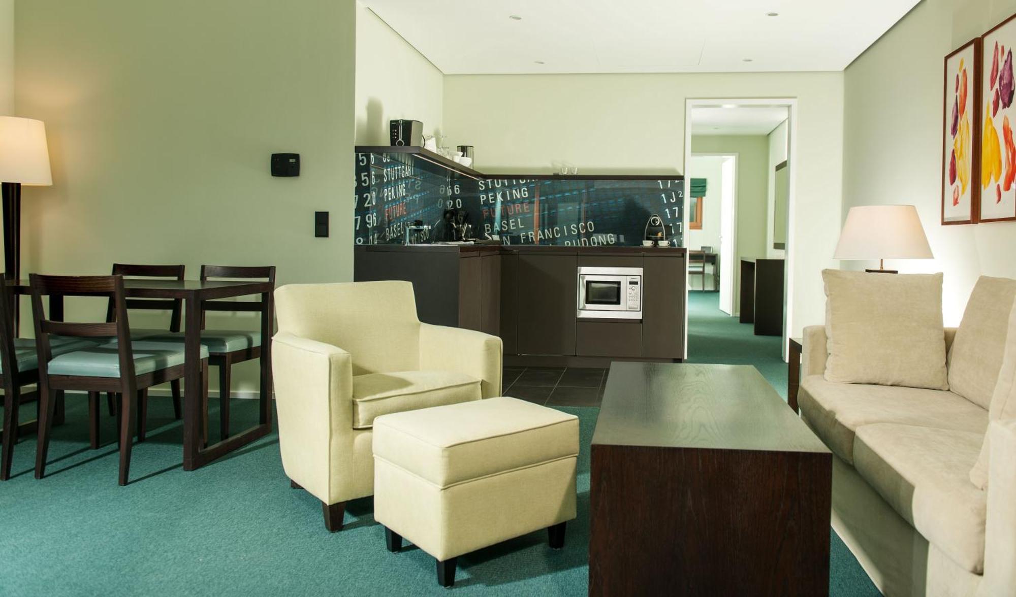 Deluxe Apartment
