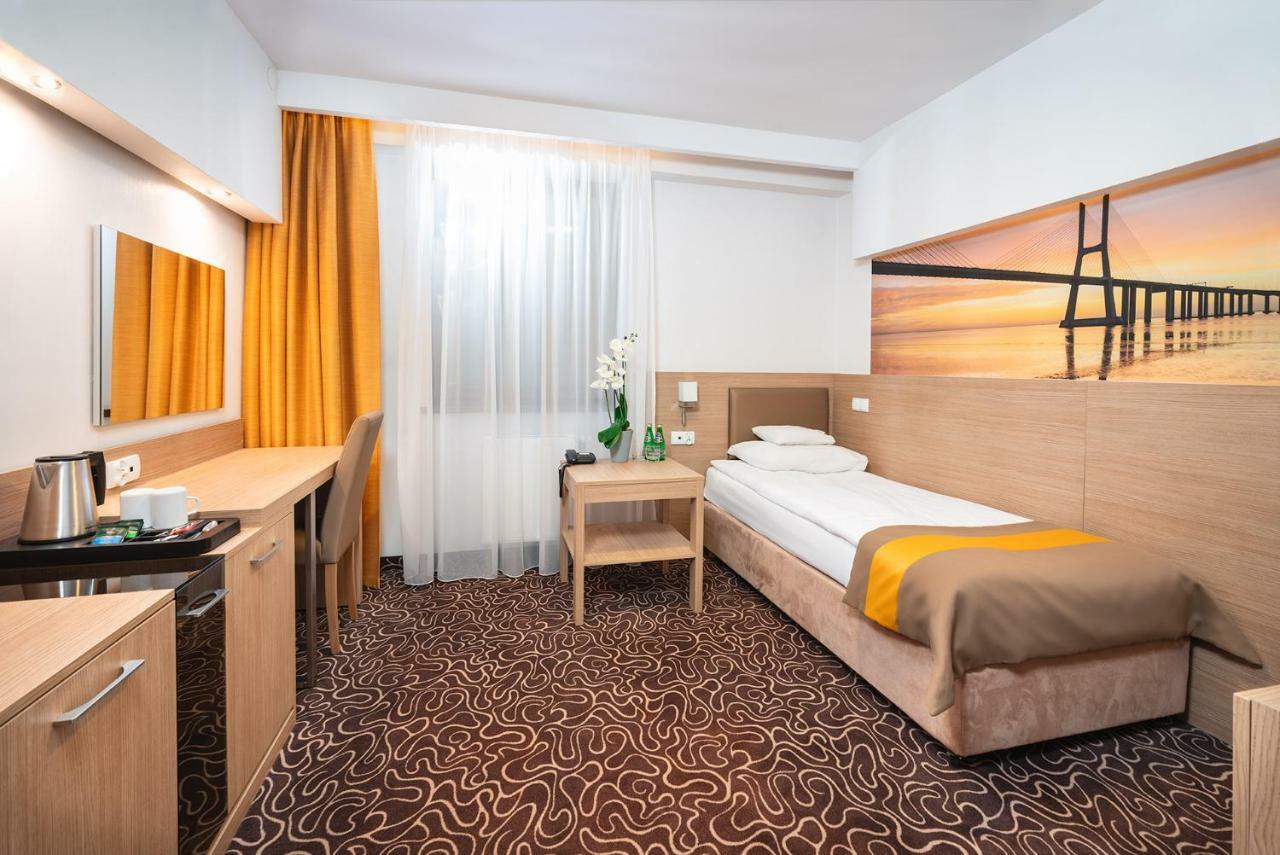 Single Room - Disability Access